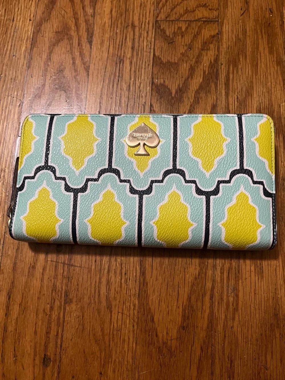 Kate Spade Cabana Tile Full Zip Wallet